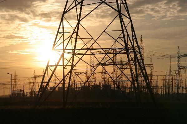 Մամուլի տեսություն. Հայաստանի էներգետիկ համակարգից ֆինանսավորվել են էլիտար կառույցներ 