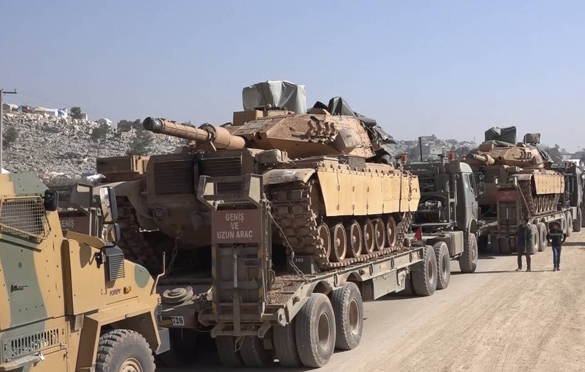 Турция укрепляет свои опорные пункты в Идлибе и готовится к возобновлению боевых действий