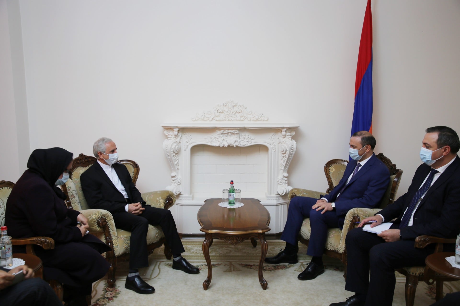 Посол Зохури озабочен проблемами инфраструктур, связывающих Иран с Арменией