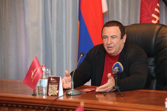 Քննարկել ենք «Առաջարկ Հայաստանին» նախընտրական ծրագրի հիմնական դրույթները. Ծառուկյան