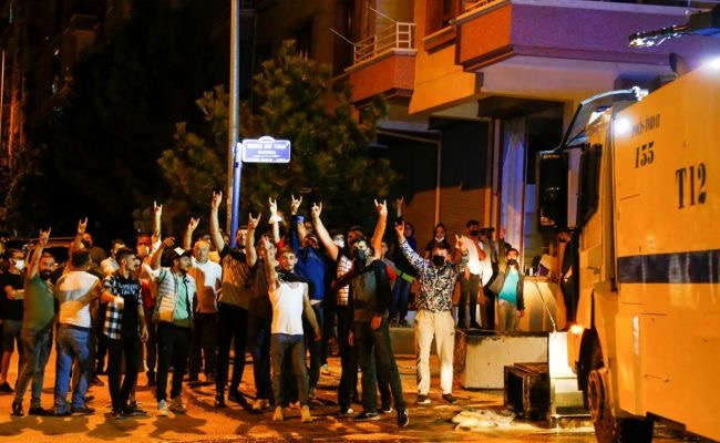 В Анкаре прошли погромы сирийских беженцев