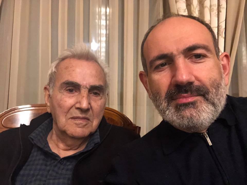 Скончался отец премьер-министра Армении Никола Пашиняна  