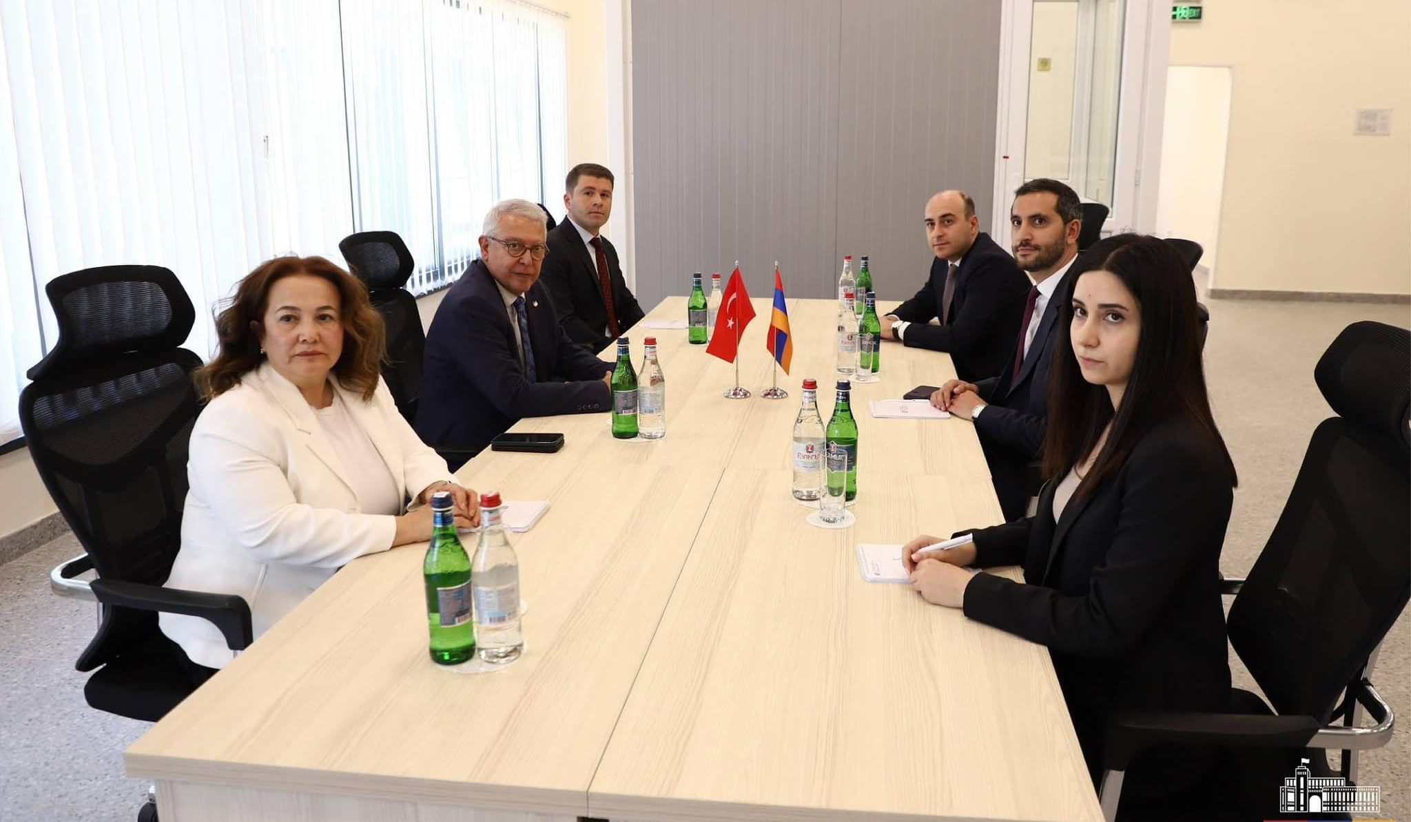 МИД РА сообщил подробности встречи спецпредставителей Армении и Турции