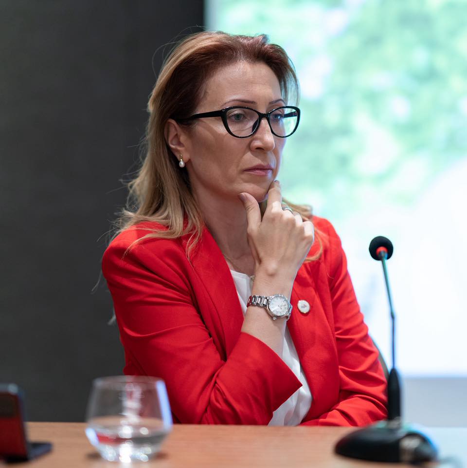 Позорно превращать уязвимое положение пенсионеров в предвыборную игрушку