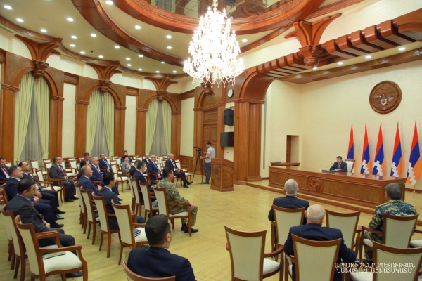 Президент Арцаха представил структуру правительства и других органов госуправления