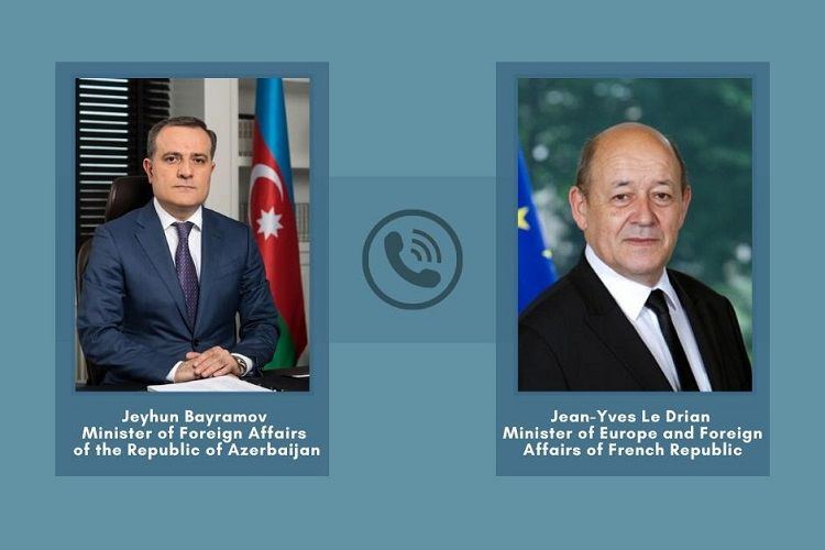 Главы МИД Франции и Азербайджана обсудили ситуацию в регионе