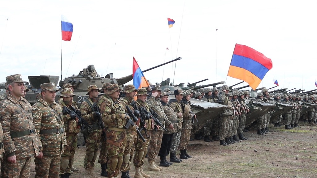 Объединённая группировка Армении и РФ провела учения на высокогорных полигонах 