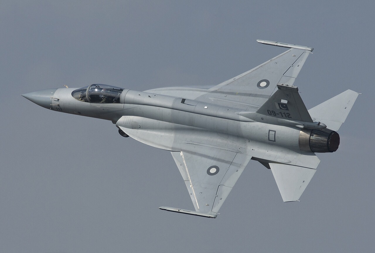 Военный эксперт: JF-17 Thunder усилят ударную мощь Азербайджана