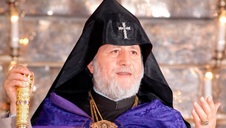 27 священнослужителей выразили безусловную верность Гарегину II