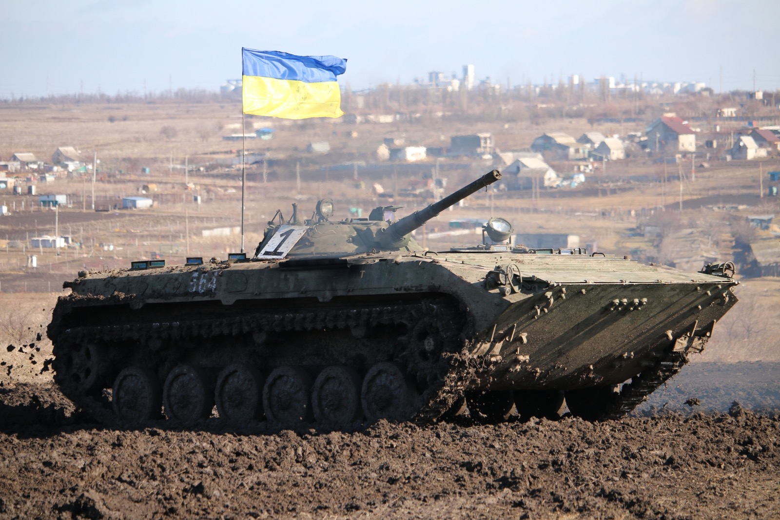 Российские пограничники уничтожили 5 украинских диверсантов и 2 БМП ВСУ 