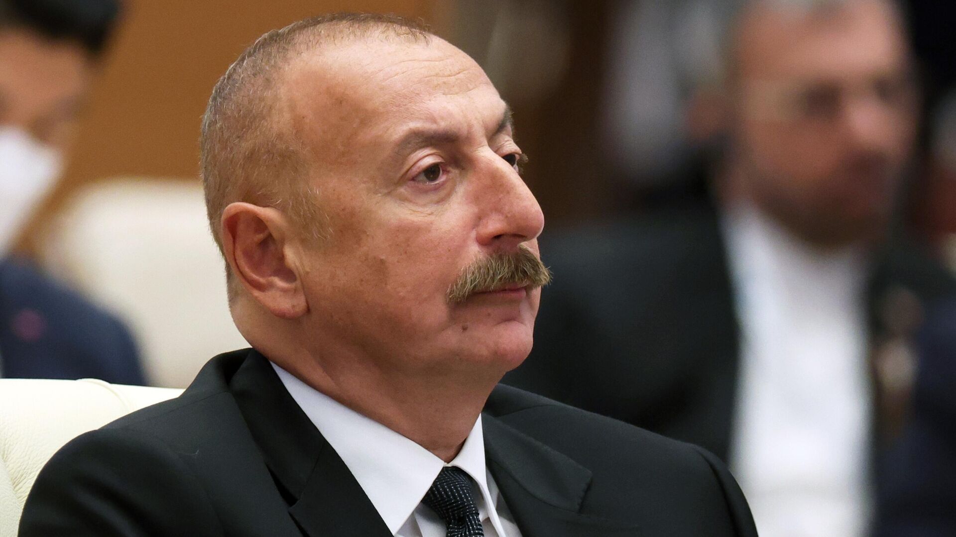 Алиев: проект мирного договора с Арменией включает менее 20 статей