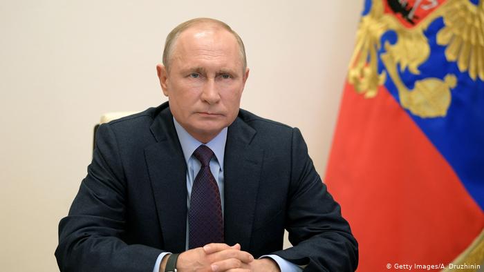 Путин: Россия призывает к прекращению огня в Нагорном Карабахе как можно быстрее