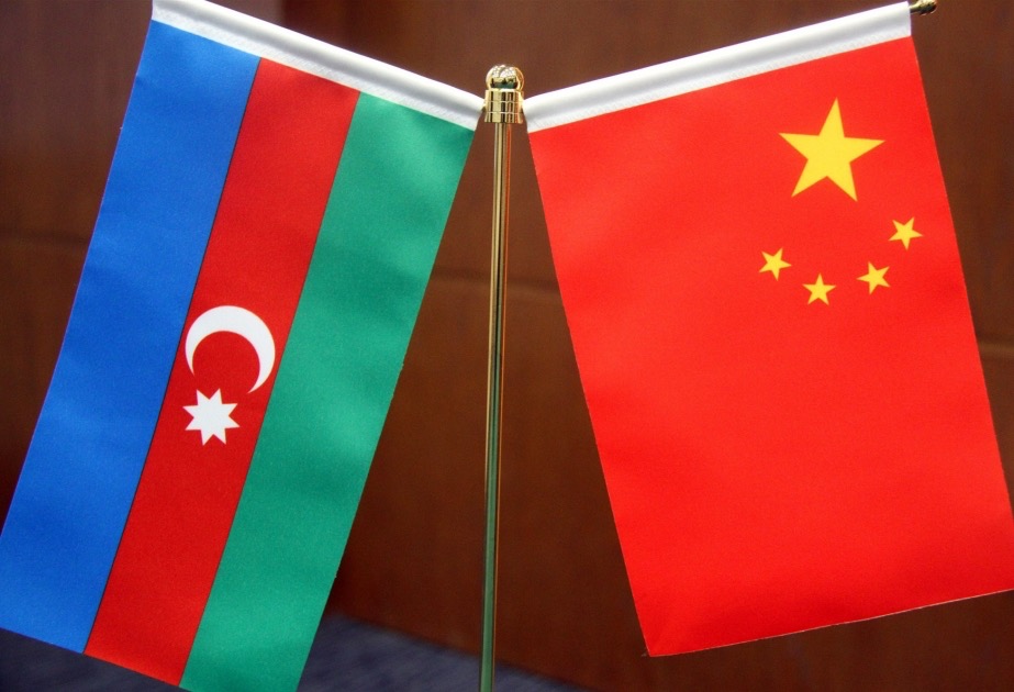 Азербайджан в 2019 году откроет два торговых дома в Китае - министр 