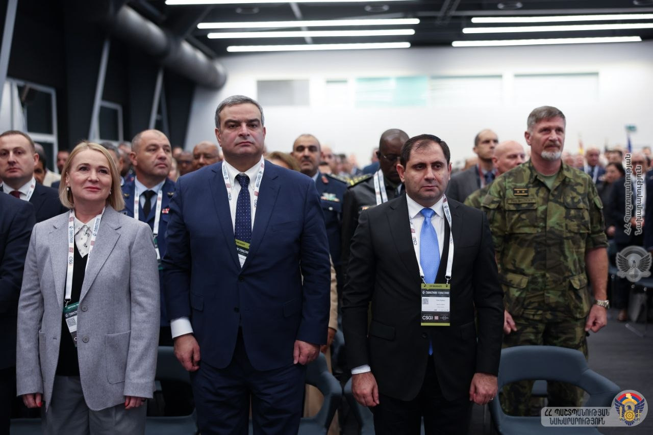 Պապիկյանը մասնակցել է «Future Forces Exhibition & Forum» ցուցահանդեսի բացմանը