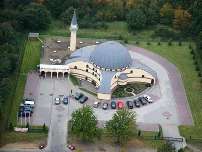 Власти Бельгии требуют от новых мечетей отказаться от турецкой господдержки