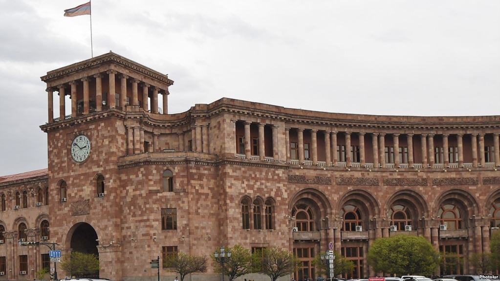 Оптимизации быть: парламент Армении принял реформы в структуре правительства