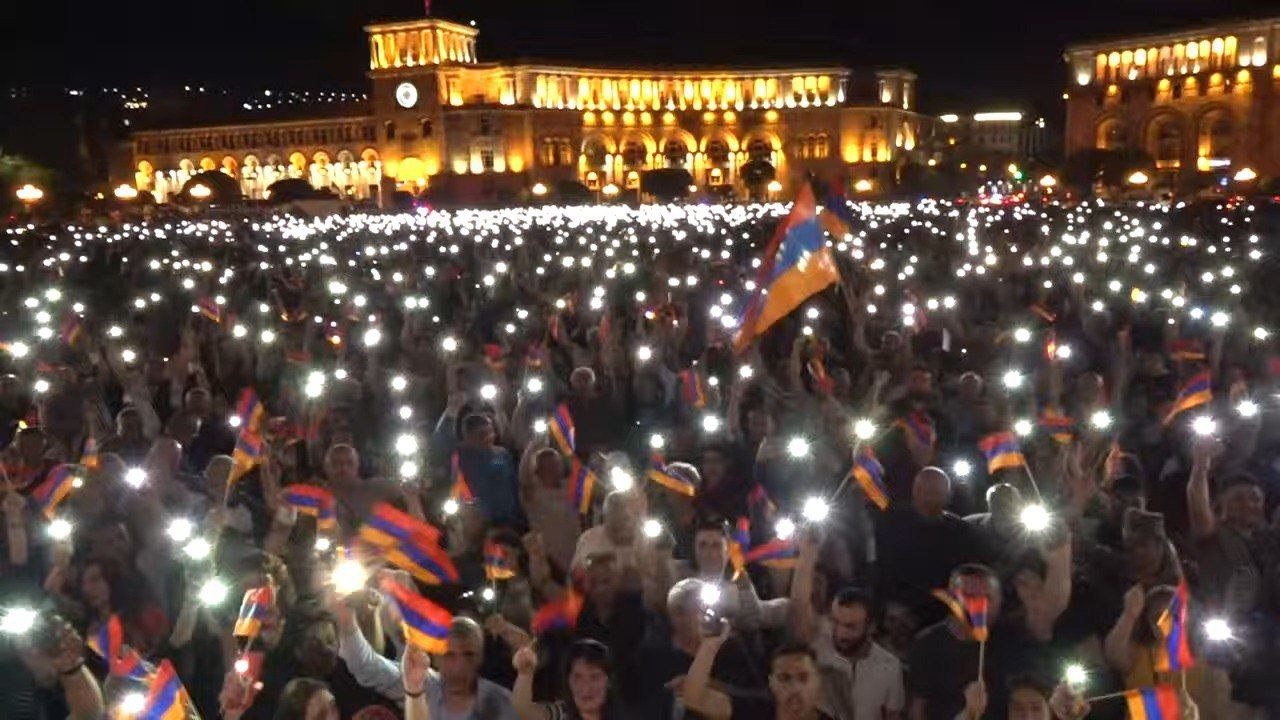 Акции протеста в Ереване набирают обороты