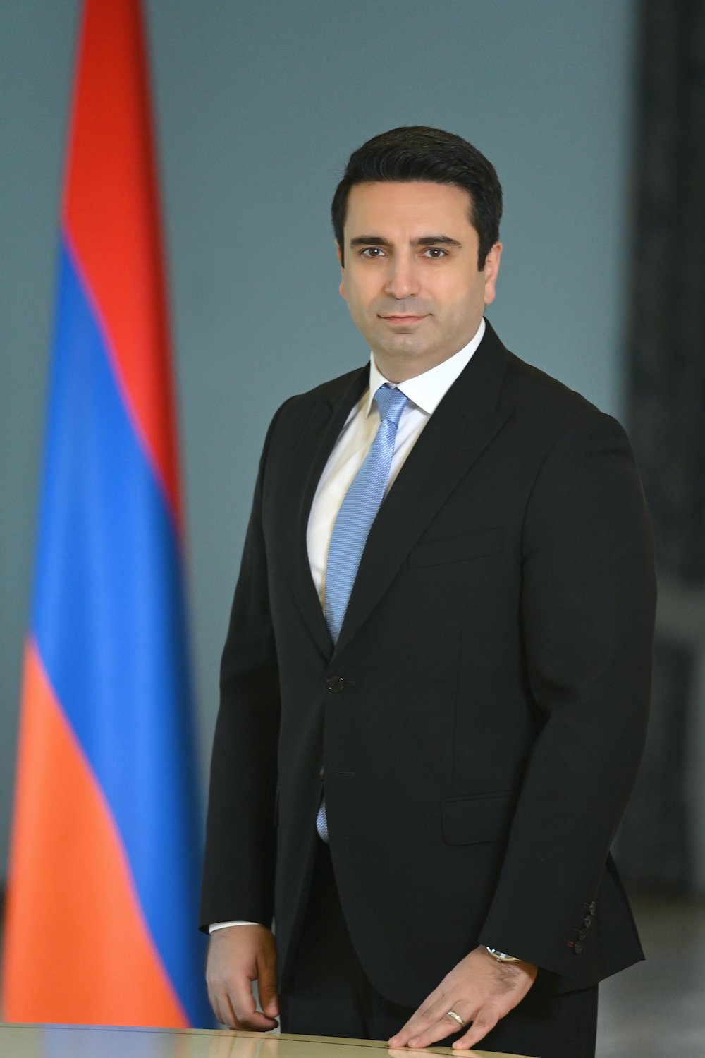 Спикер парламента поздравил с 32-летием принятия Декларации о независимости Армении