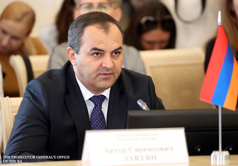 Генеральный прокурор Армении отбыл в Беларусь с рабочим визитом