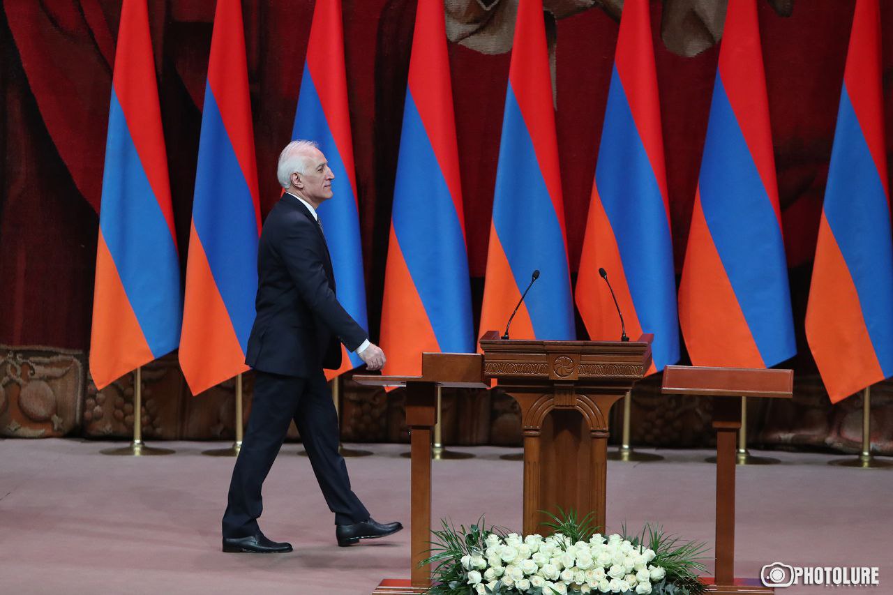В Армении проходит инаугурация пятого президента