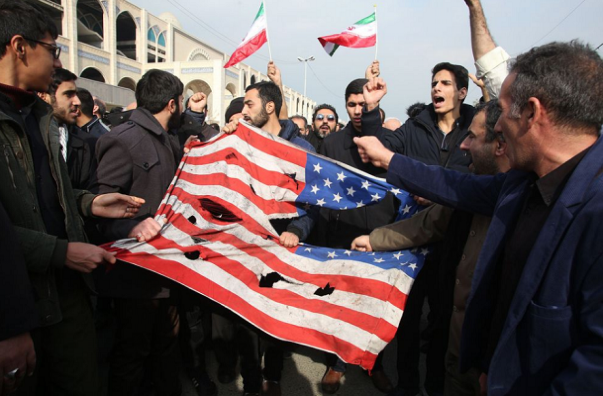 Эксперт: Иран может еще сильнее осложнить жизнь США на Ближнем Востоке