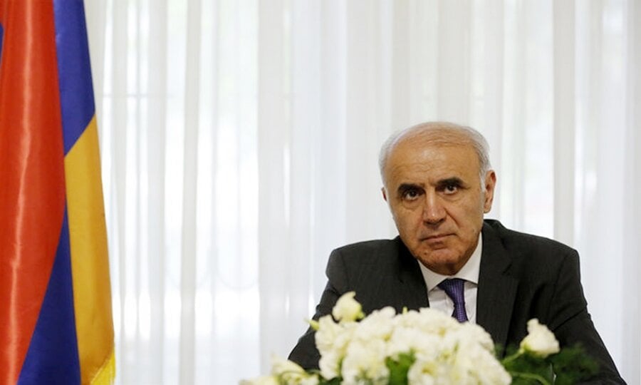Посол РА в ИРИ прокомментировал вакцинацию иранцев в Армению
