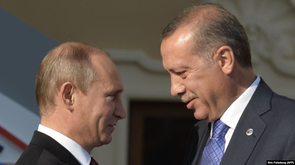 Путин и Эрдоган обсудили по телефону военное сотрудничество