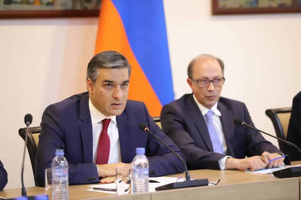 Омбудсмен представил послам пытки и бесчеловечное обращение со стороны азербайджанских ВС