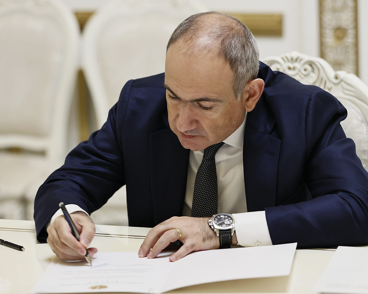 Эдгар Геворгян освобожден от должности генсека Комитета госдоходов Армении