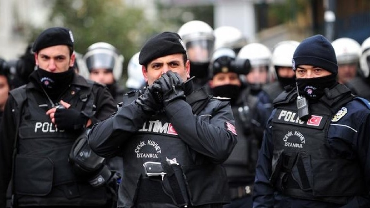 В Турции продолжаются массовые аресты: На этот раз задержаны 270 военных
