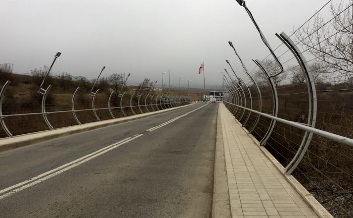 Տրվել է Սադախլո-Բագրատաշեն անցման կետի տարածքում նոր կամրջի շինարարության մեկնարկը