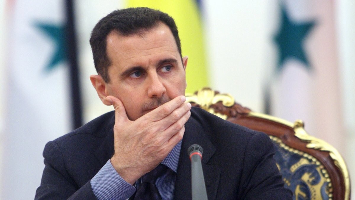 Политолог: Запад создает предпосылки для смещения Асада