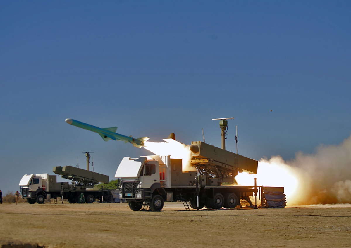 Иран сообщил о самом мощном ударе по объектам США и Израиля