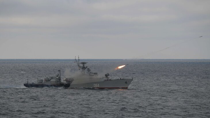 В Аравийском море начались военно-морские учения России, Китая и Ирана