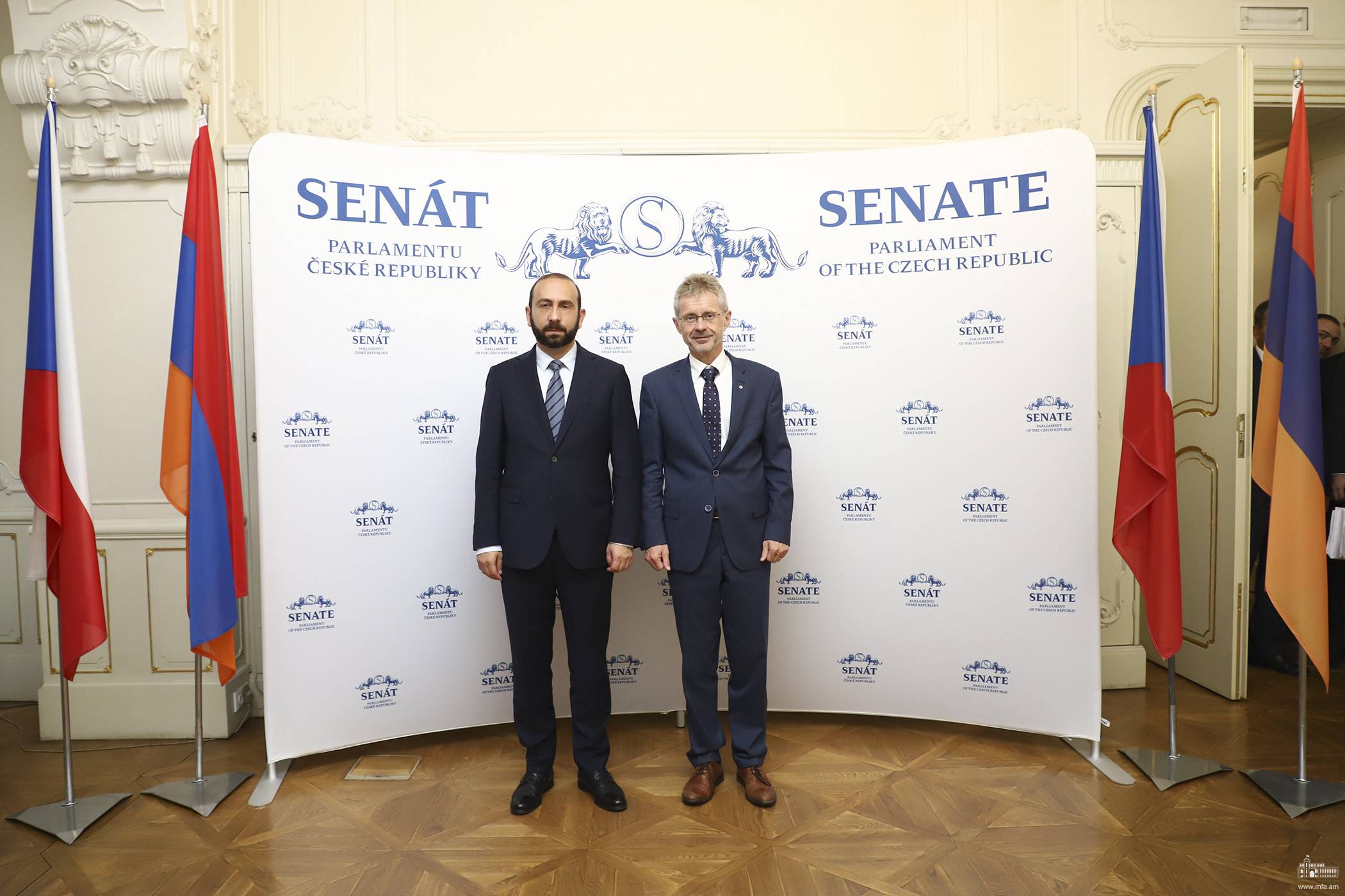 Мирзоян и председатель Сената Чехии коснулись укрепления сотрудничества Армения-ЕС