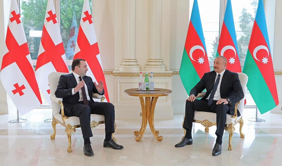 Гарибашвили и Алиев обсудили в Баку двусторонние отношения и ситуацию в регионе