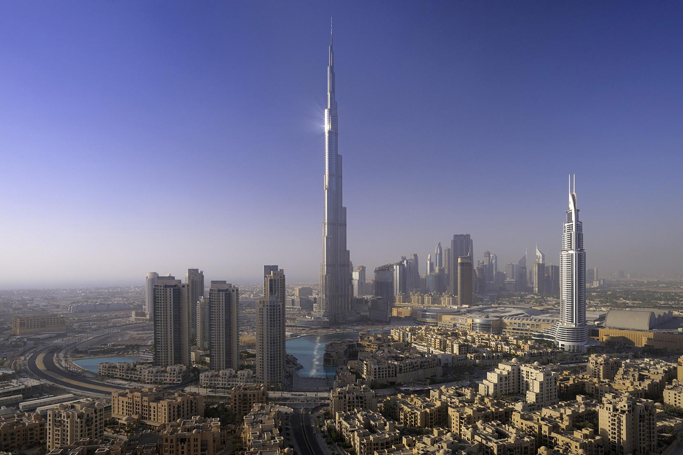 Дубай вновь начнет принимать иностранных туристов