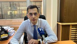 Пашинян уволил Дрмеяна за инакомыслие