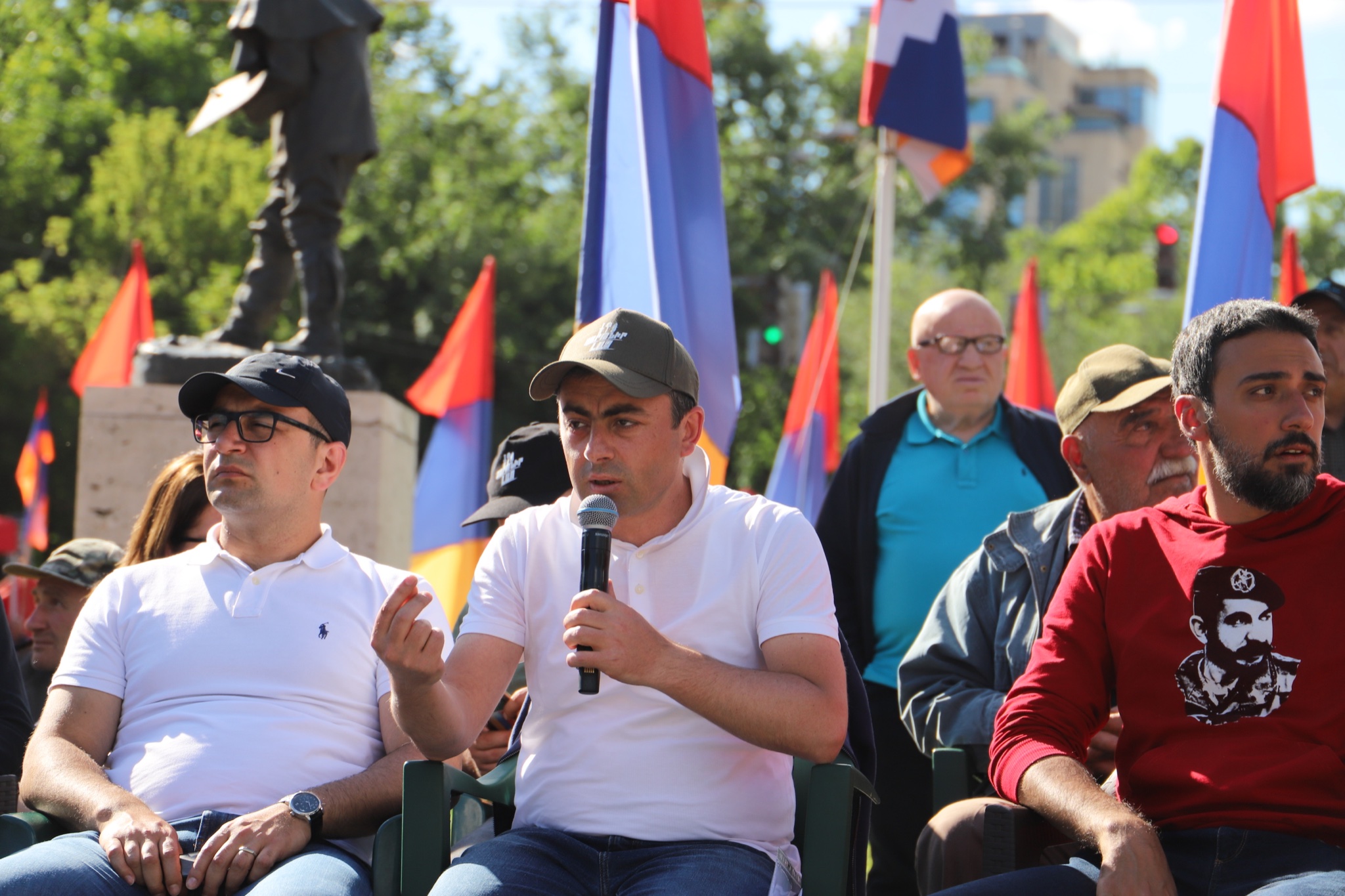 Сагателян: Повестки дня оппозиции и властей не имеют точек соприкосновения