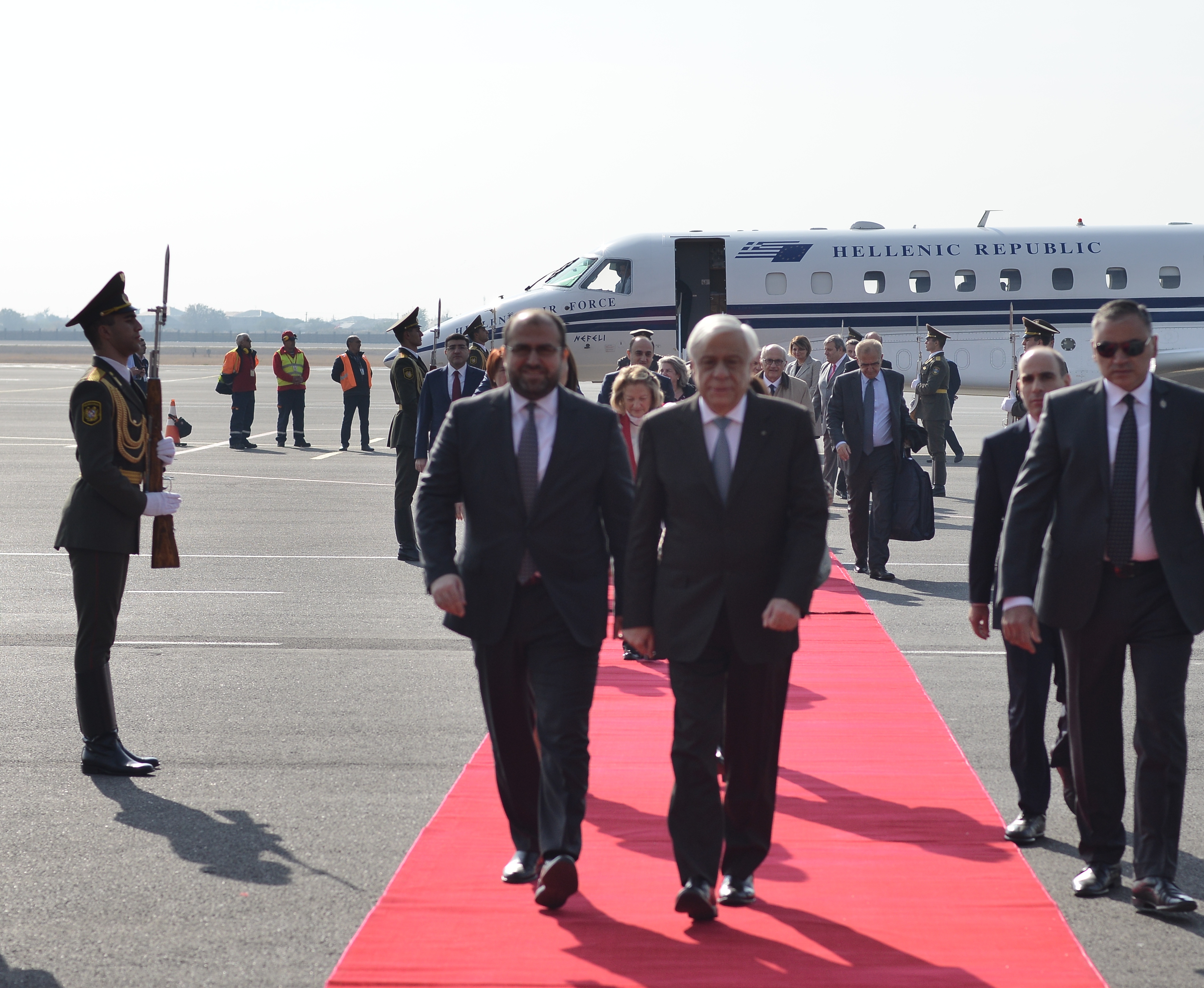 Президент Греции Прокопиос Павлопулос с официальным визитом прибыл в Ереван