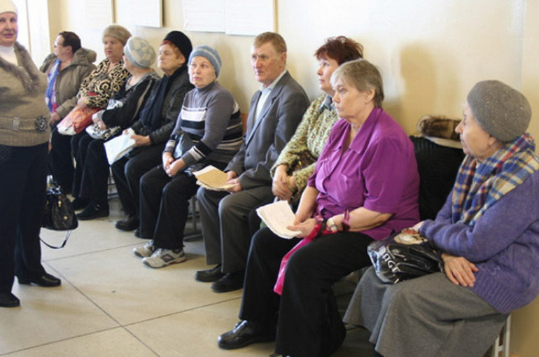 В поликлиниках Армении сокращаются бесплатные услуги։ что ждет бабушек и дедушек?