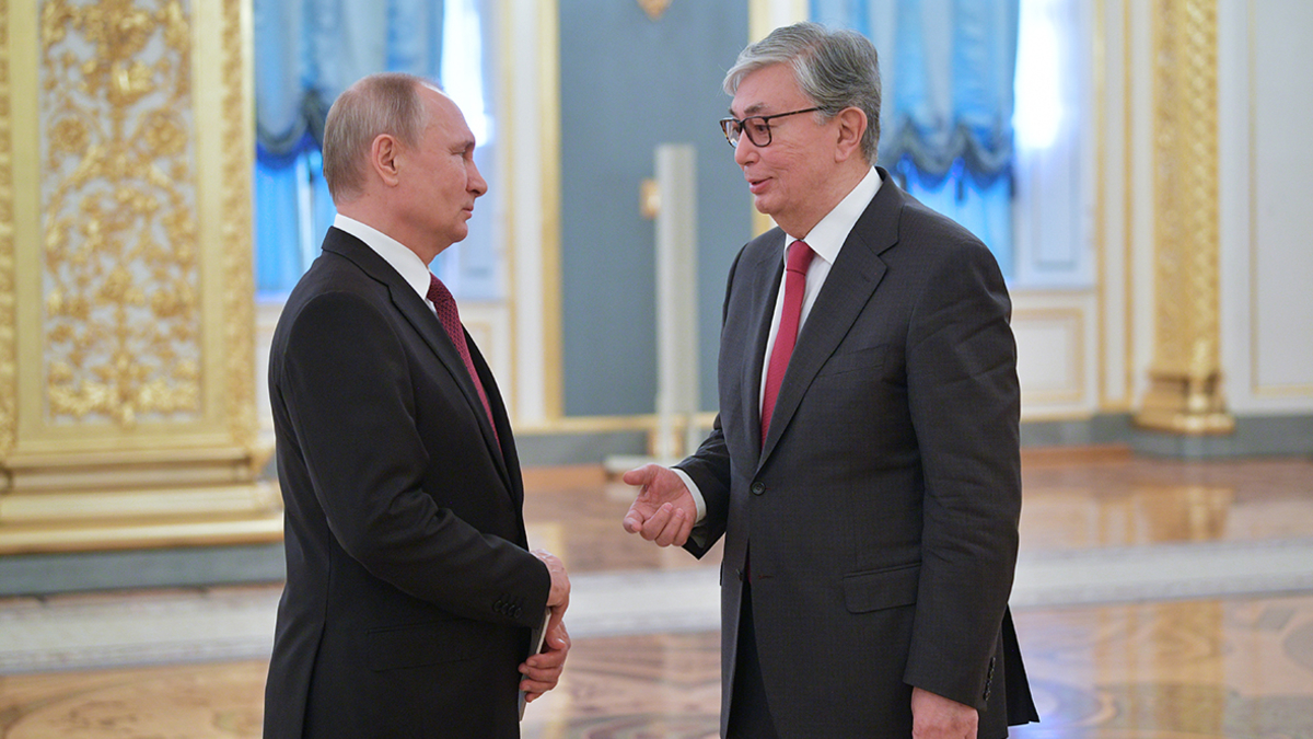 Путин и Токаев обсудили ситуацию в зоне карабахского конфликта