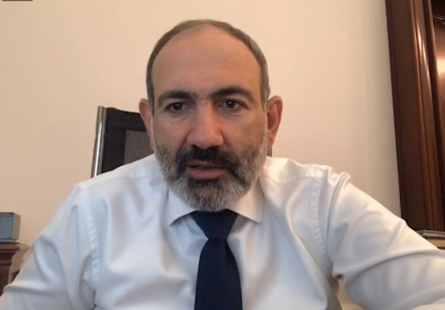 У Армении нет иного выбора, кроме как продлить режим чрезвычайного положения - премьер