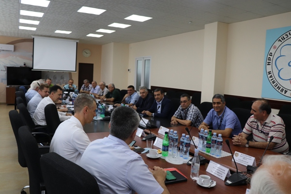 В Армении состоялась первая рабочая встреча по повторному продлению Армянской АЭС