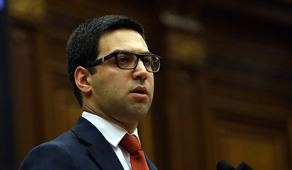 Глава комитета госдоходов Армении доволен налоговыми поступлениями