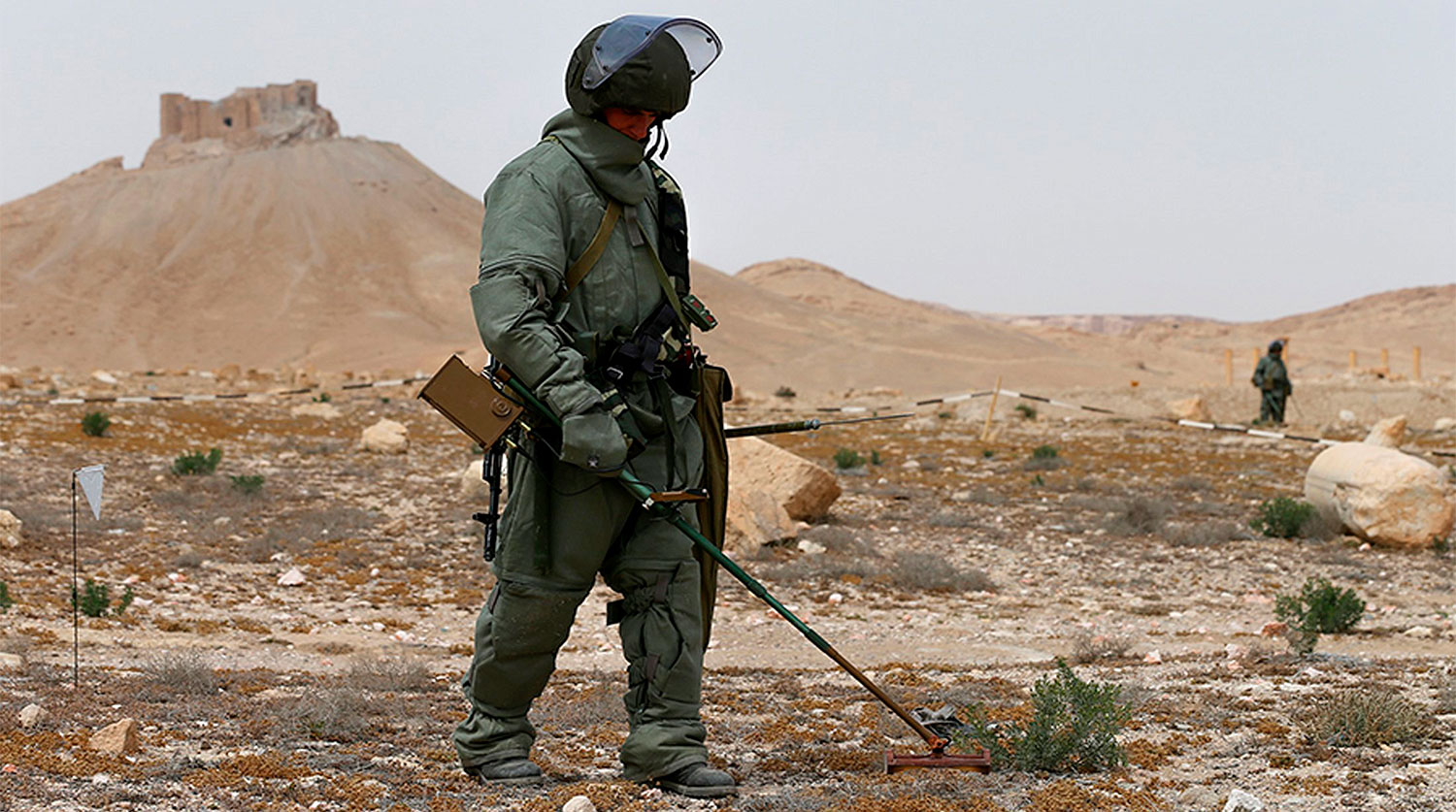 Очистить «пустыню смерти»: как армянские военные помогают проводить разминирование в Сирии