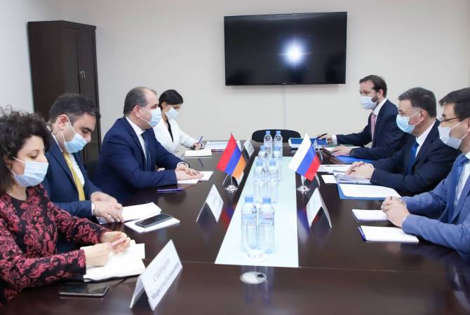 В Ереване состоялись армяно-российские межмидовские консультации