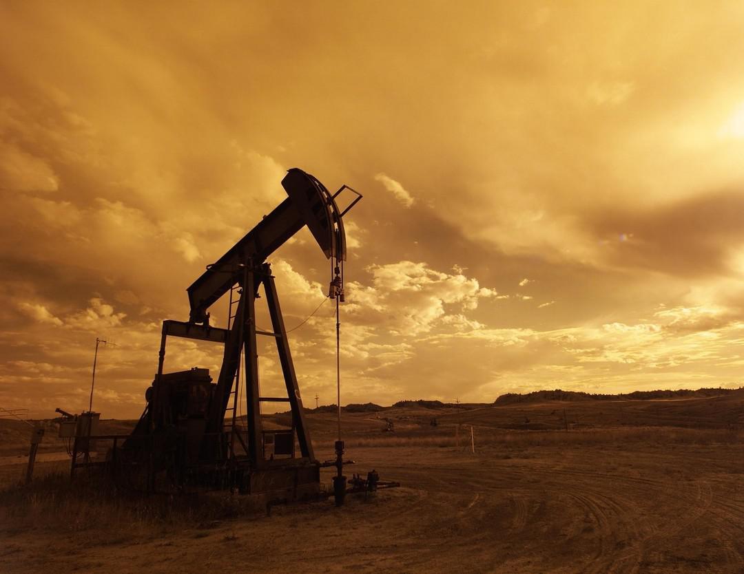 Экономист: Cпроc на нефть в мире начнет восстанавливаться в конце апреля