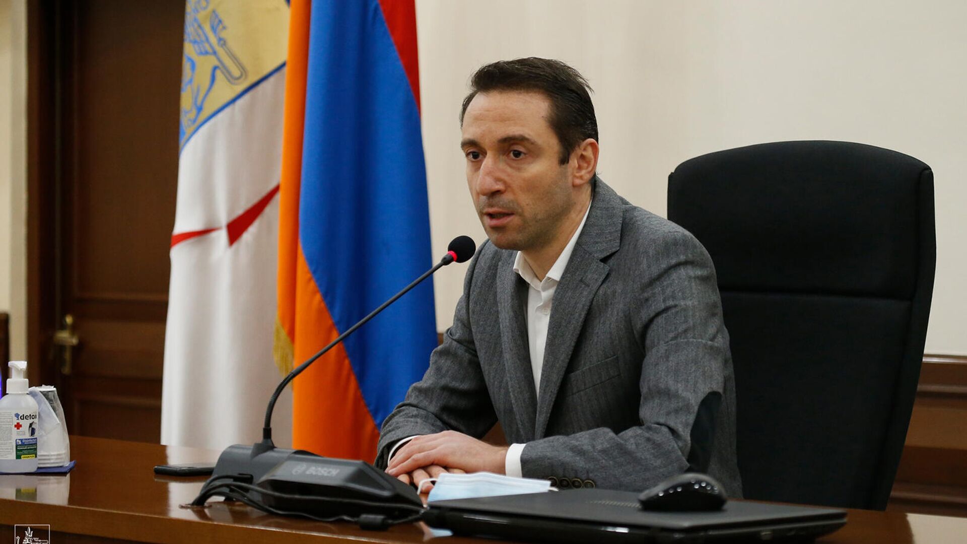 Бывший мэр Еревана готовится к работе в оппозиции