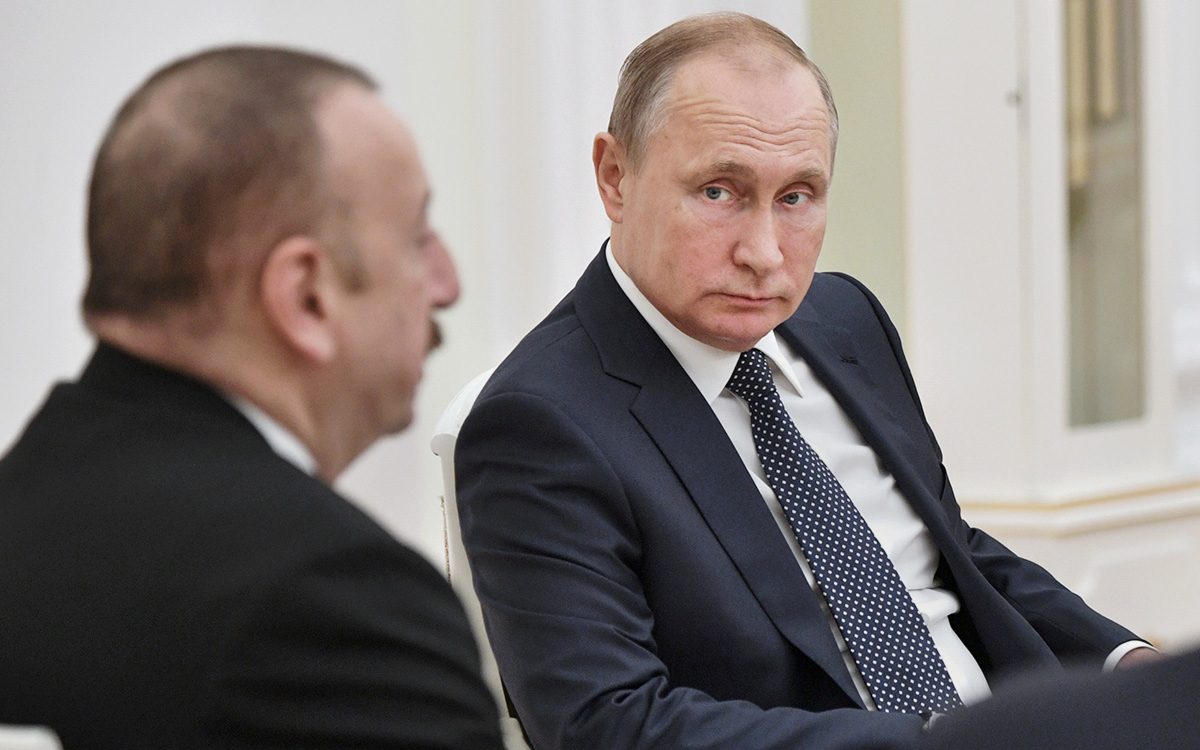 Путин и Алиев обсудили ситуацию вокруг Украины и не только 